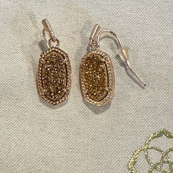 Kendra Scott - Lee Rose Gold Drop Earrings in Rose Gold Drusy - Picture 3 of 5